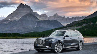 BMW X7 - front