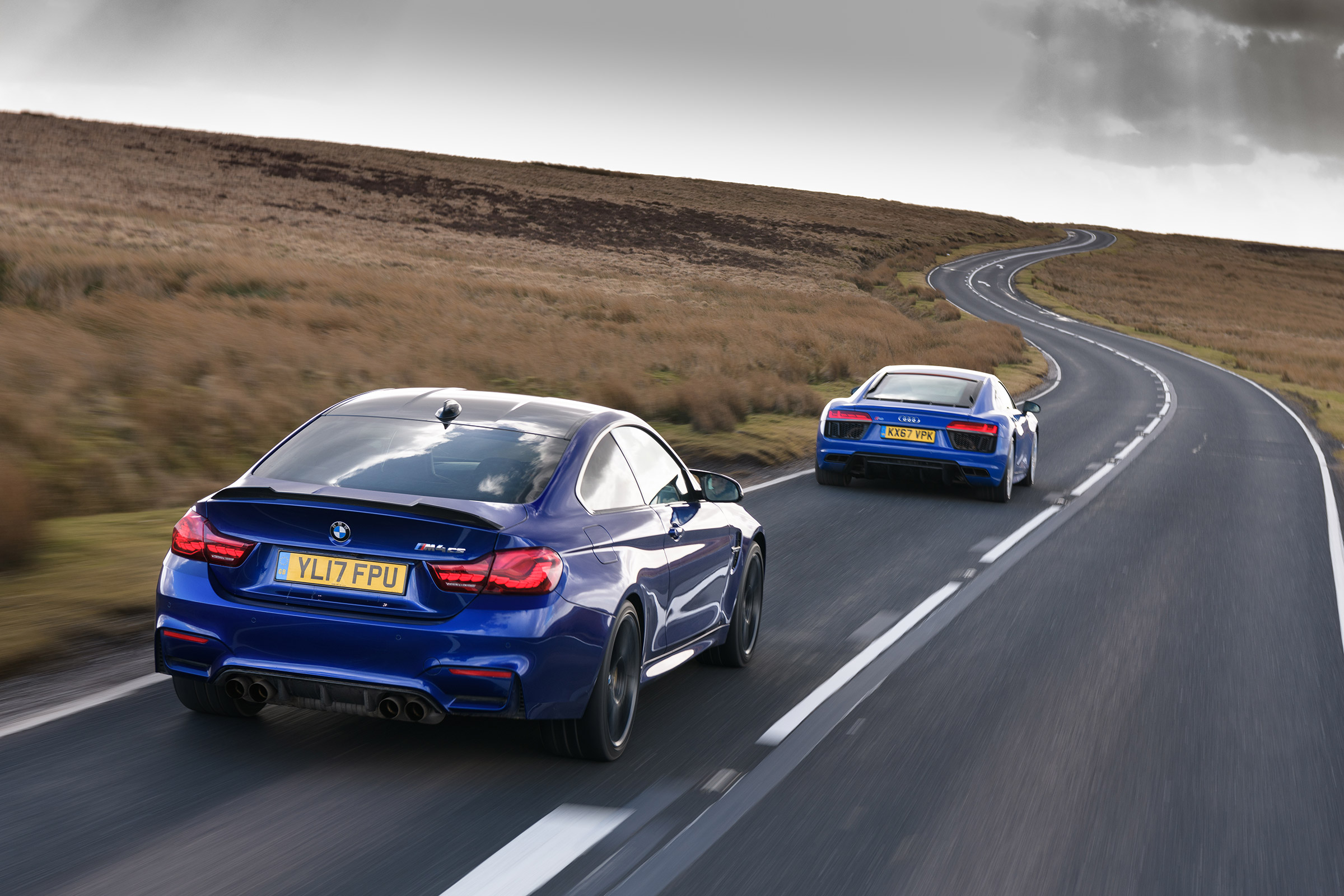 R8 RWS vs BMW M4 CS -  rear tracking