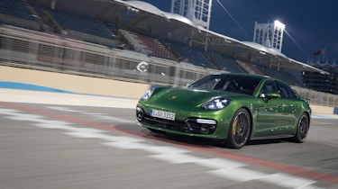 Porsche Panamera GTS - nose