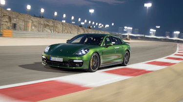 Porsche Panamera GTS - rumpble