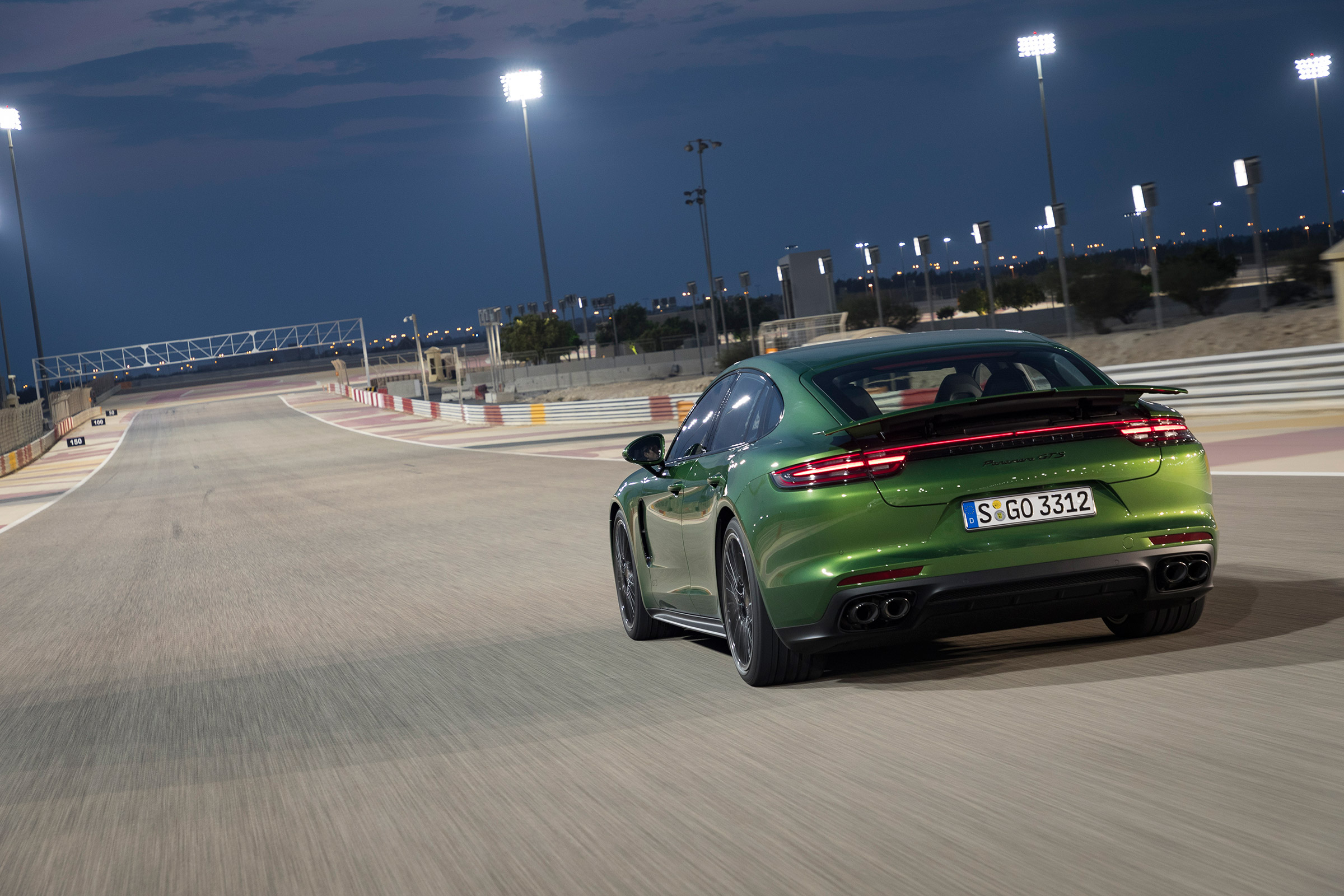 Porsche Panamera GTS - rear