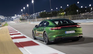 Porsche Panamera GTS - rear