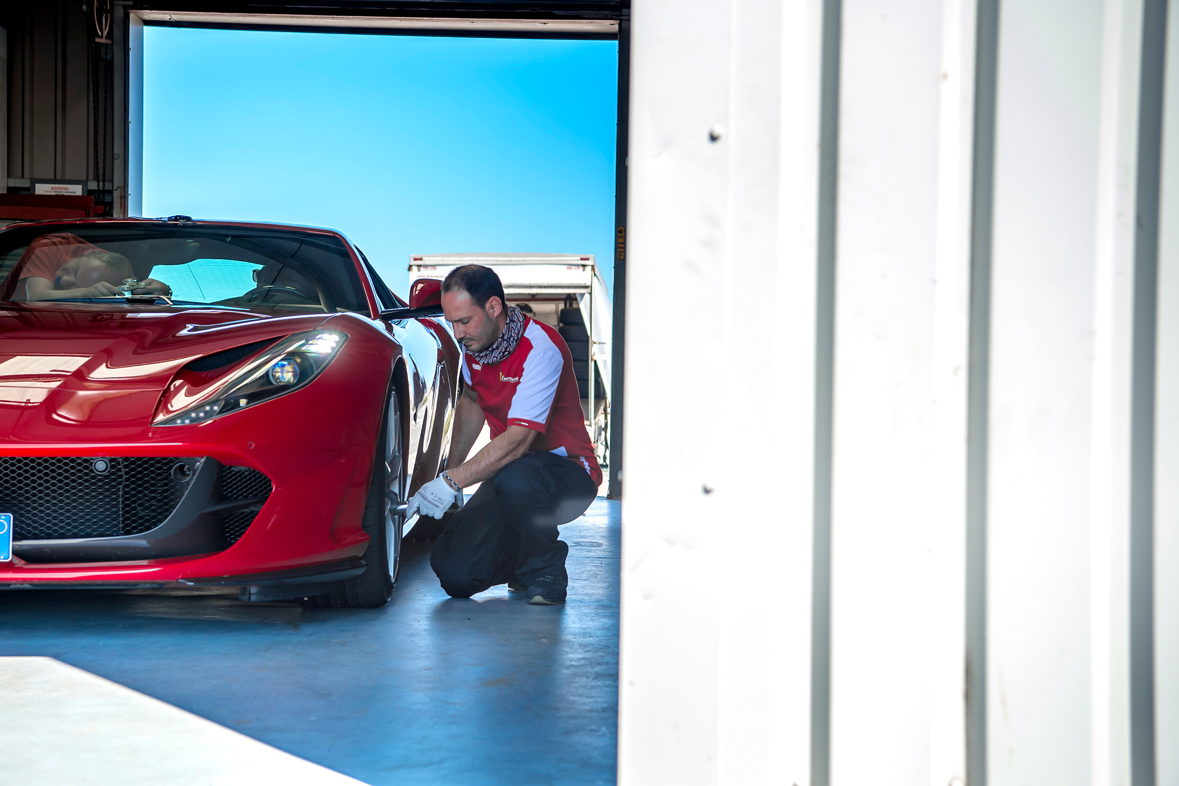 Ferrari 812 Superfast Anglesey - checks