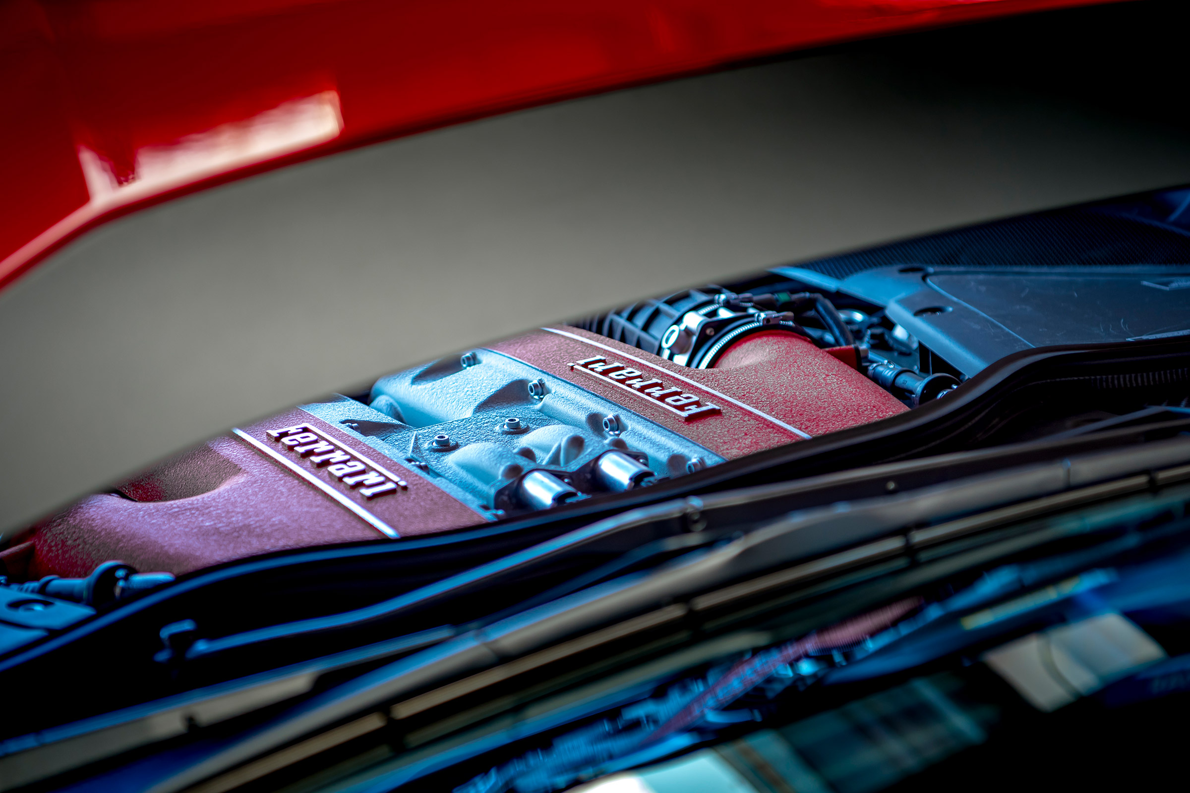 Ferrari 812 Superfast Anglesey - engine