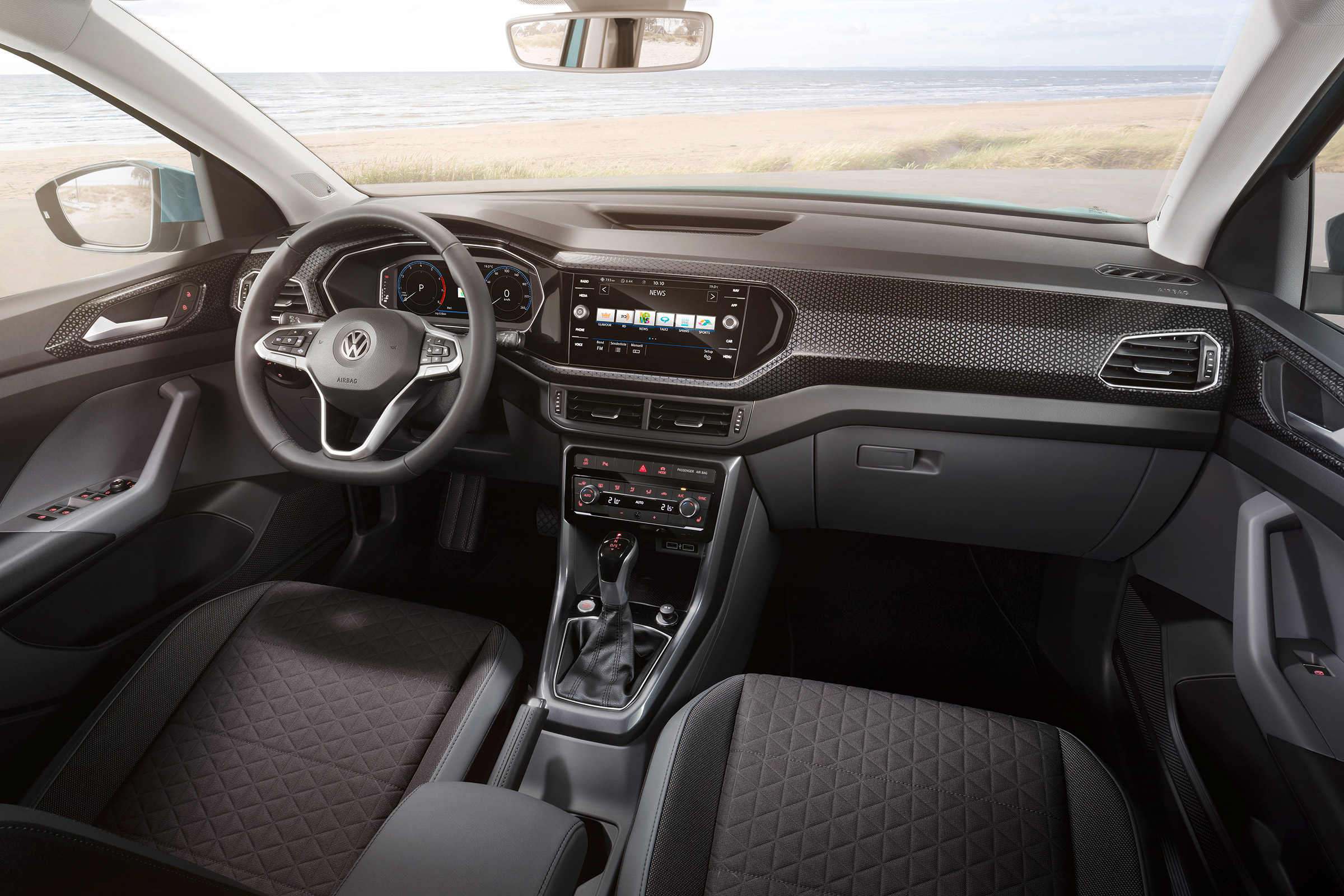 Volkswagen T-Cross revealed - dash