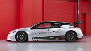 Leaf Nismo RC - side