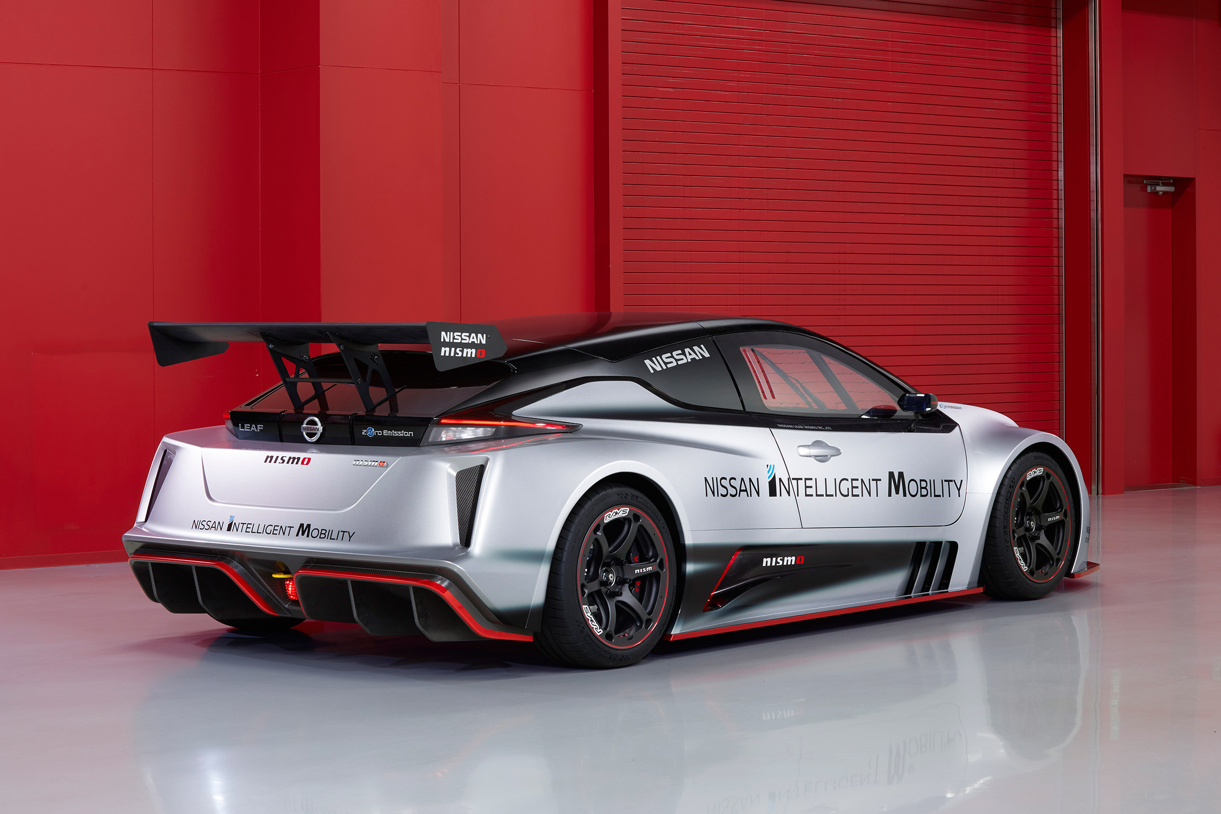 Leaf Nismo RC - rear quarter