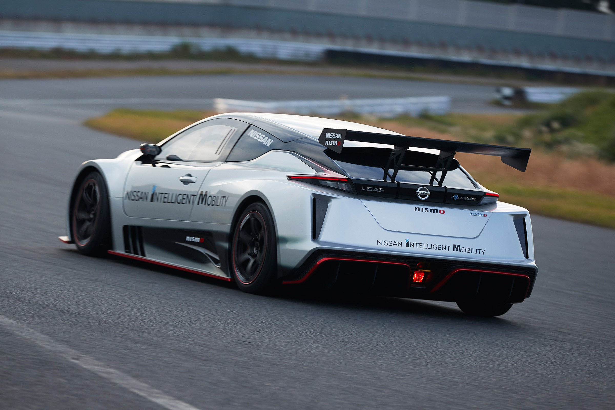 Leaf Nismo RC - rear quarter