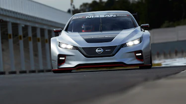 Leaf Nismo RC - nose