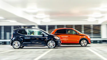Renault Twingo GT vs Volkswagen Up GTI side pan