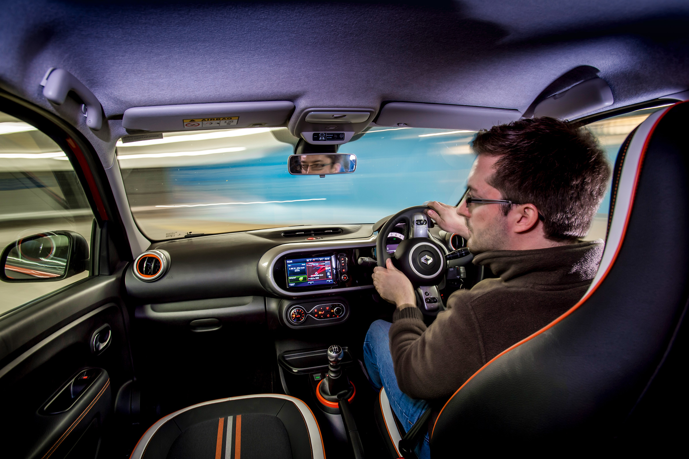 Renault Twingo GT interior