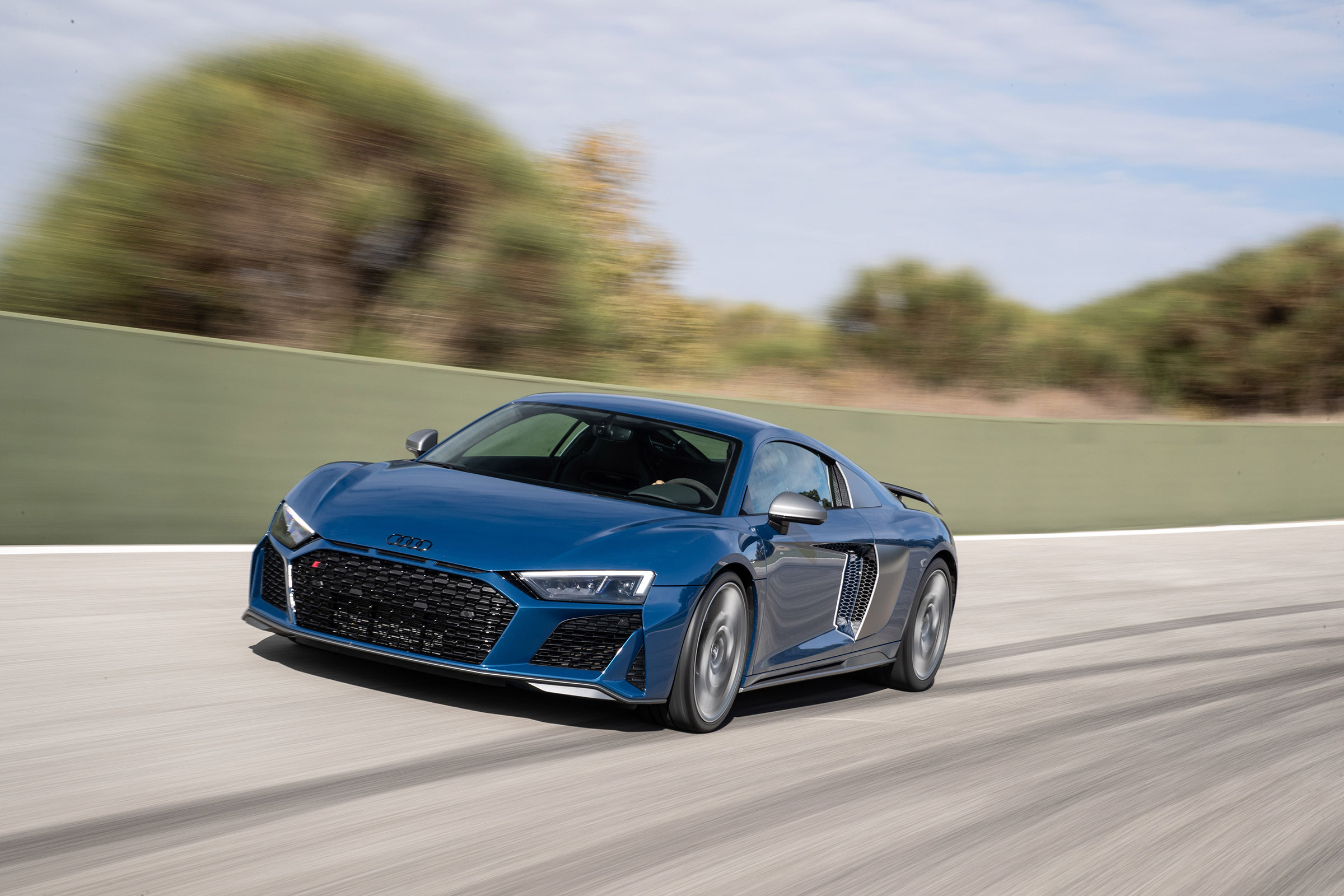Audi R8 facelift review - front