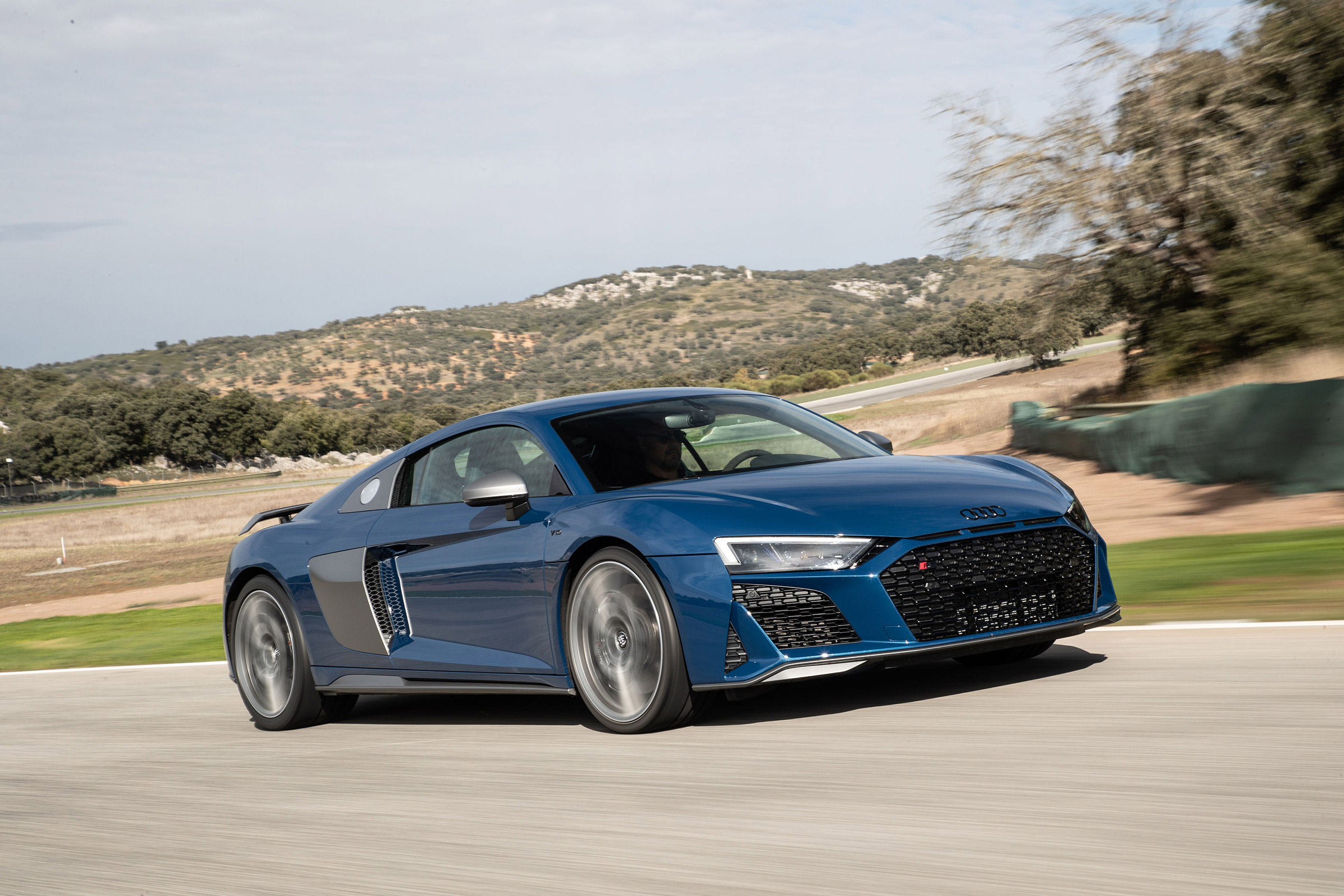 Audi R8 facelift review - front