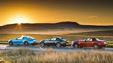 Mazda MX-5 vs Toyota GT86 vs Abarth 124 Spider side
