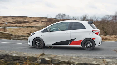 Yaris GRMN side