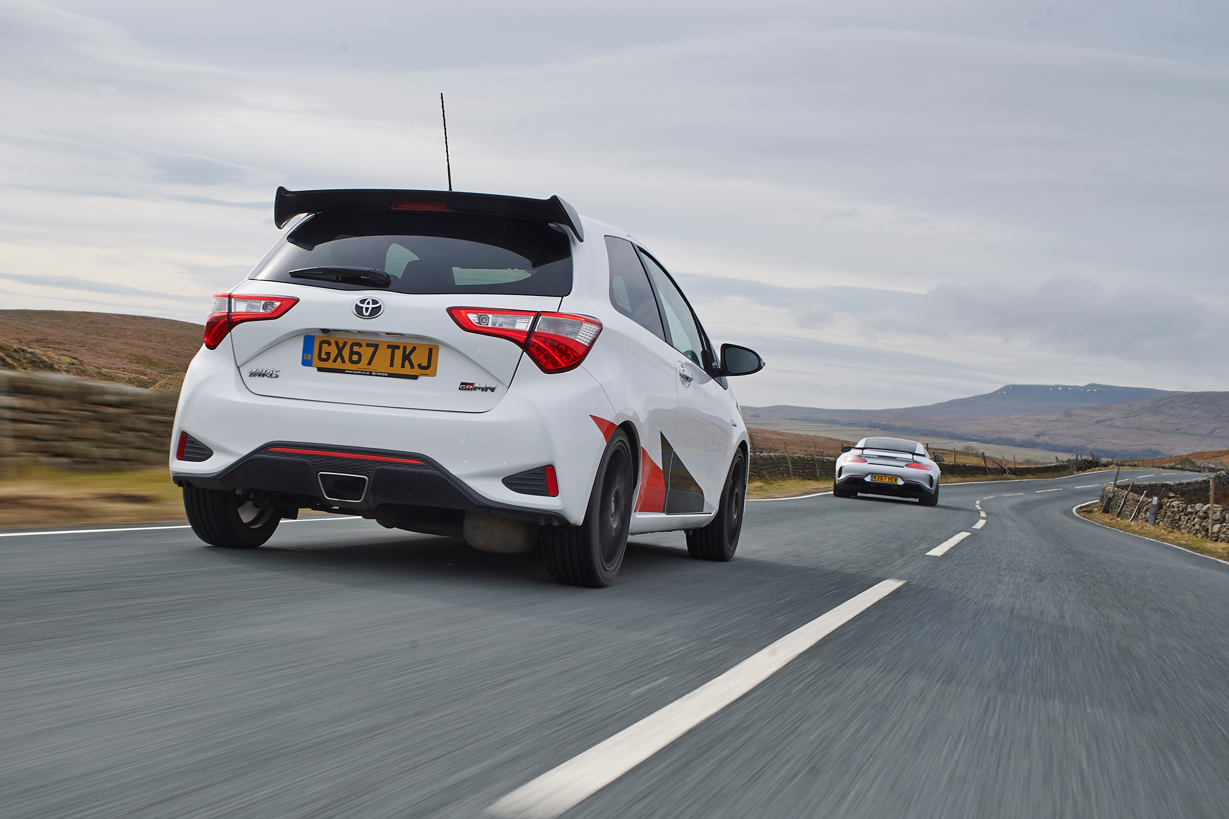 Yaris GRMN &amp; Mercedes-AMG GT R rear
