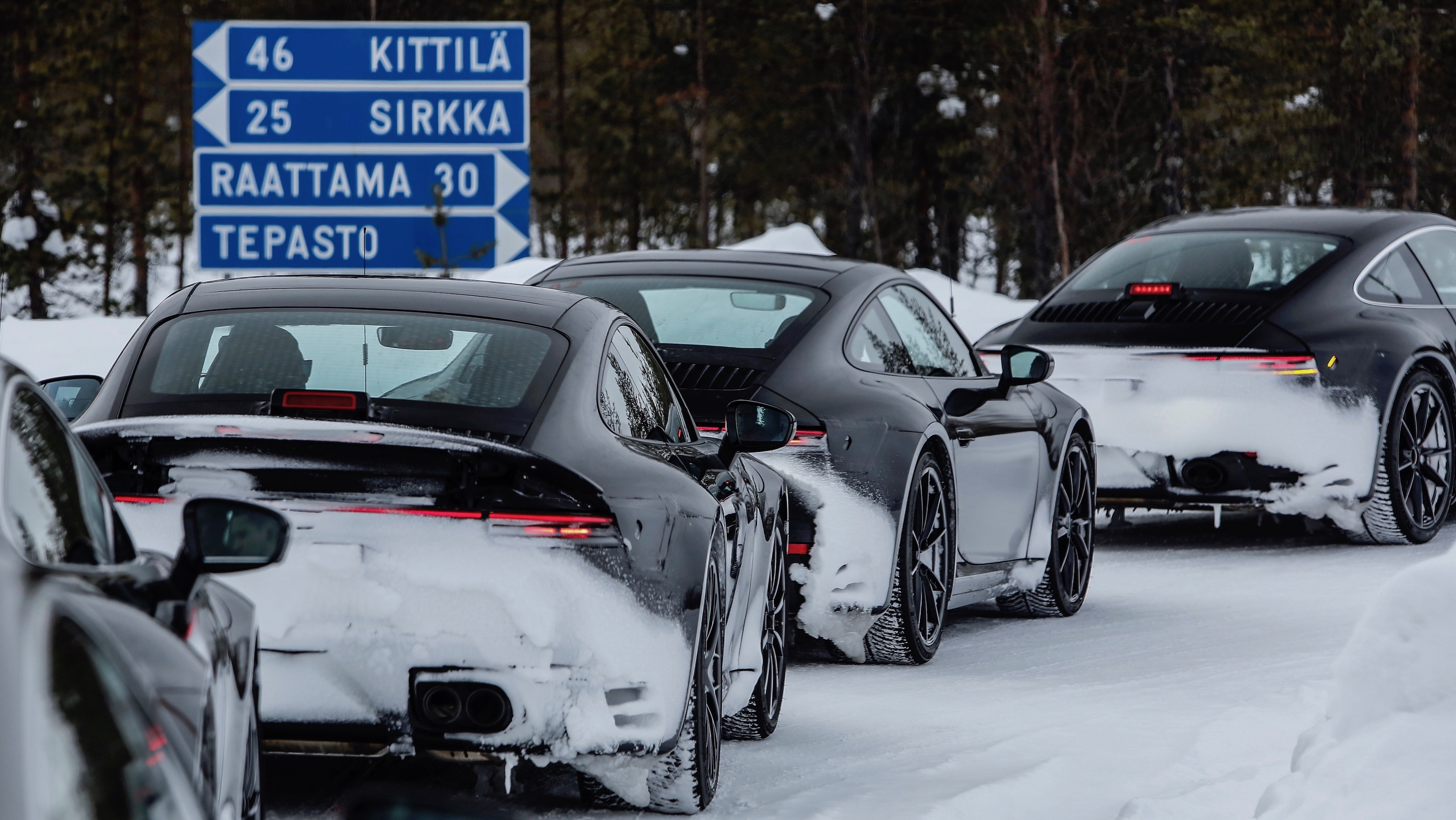 Porsche 911 final testing - snow