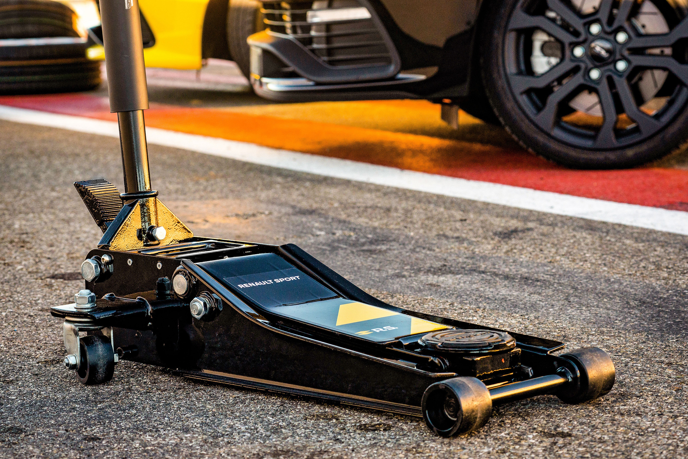 Renault Sport Performance parts