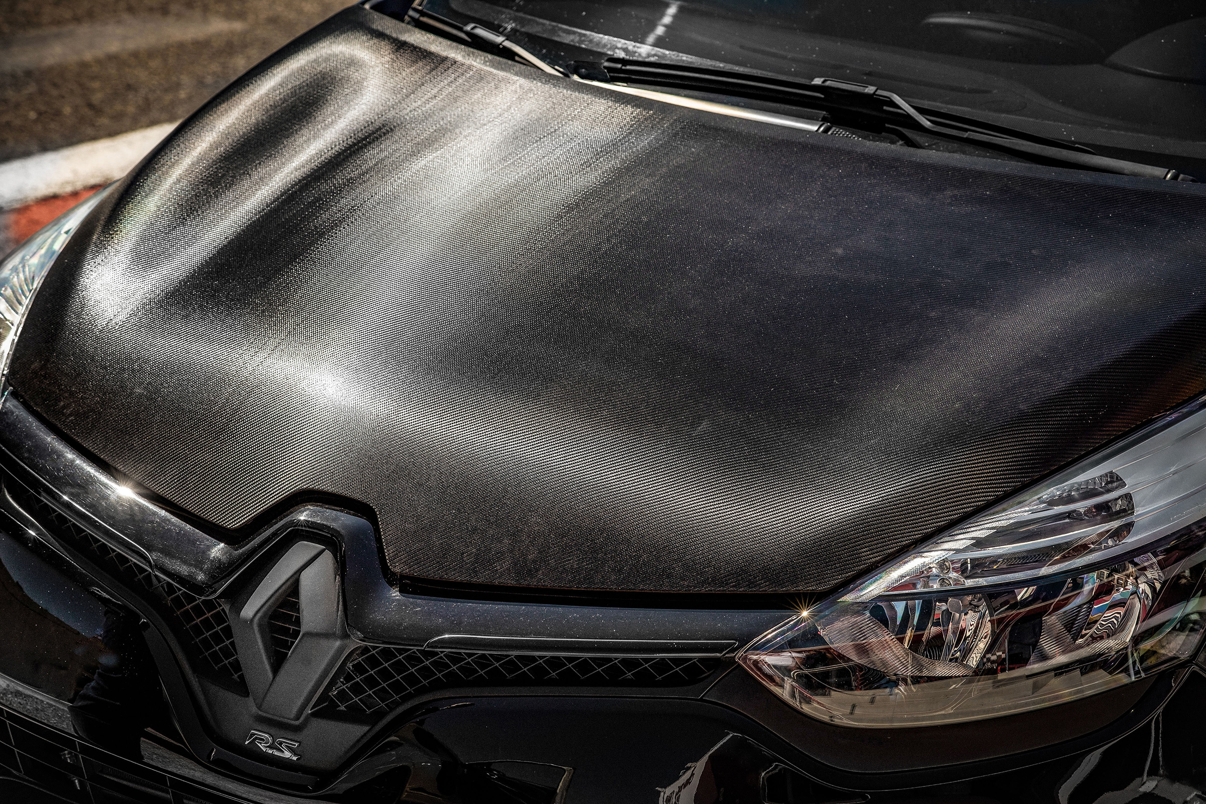 Renault Sport Performance parts bonnet