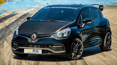 Renault Sport Performance parts front