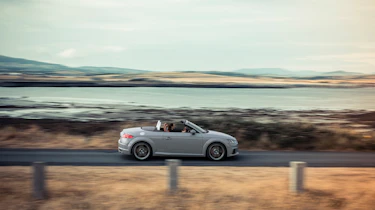 Audi TT facelift - side