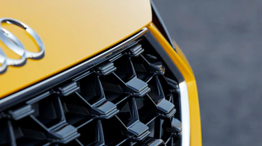 Audi TT facelift - grille