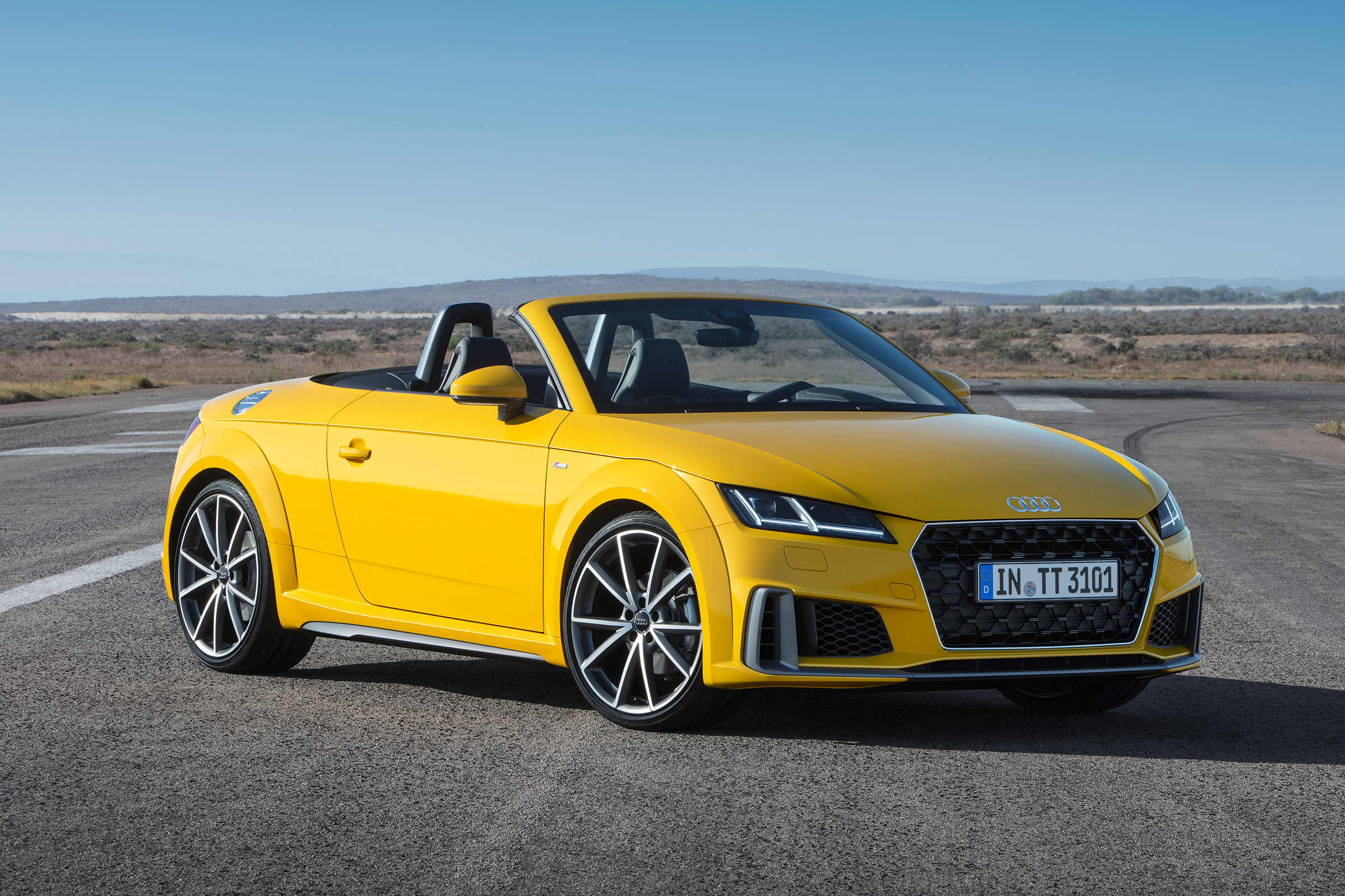 Audi TT facelift - side
