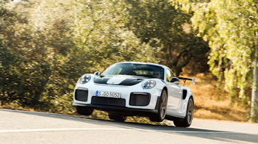 Porsche 911 GT2 RS jump