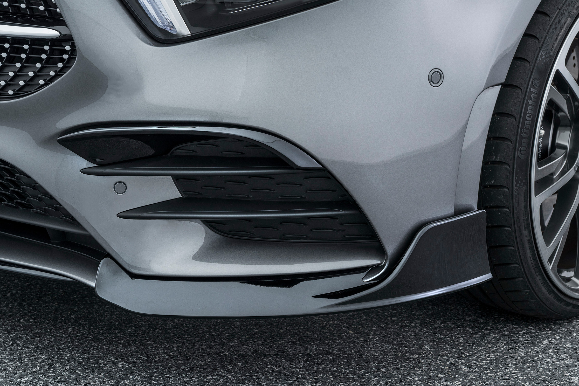 Brabus-tuned A-Class splitter