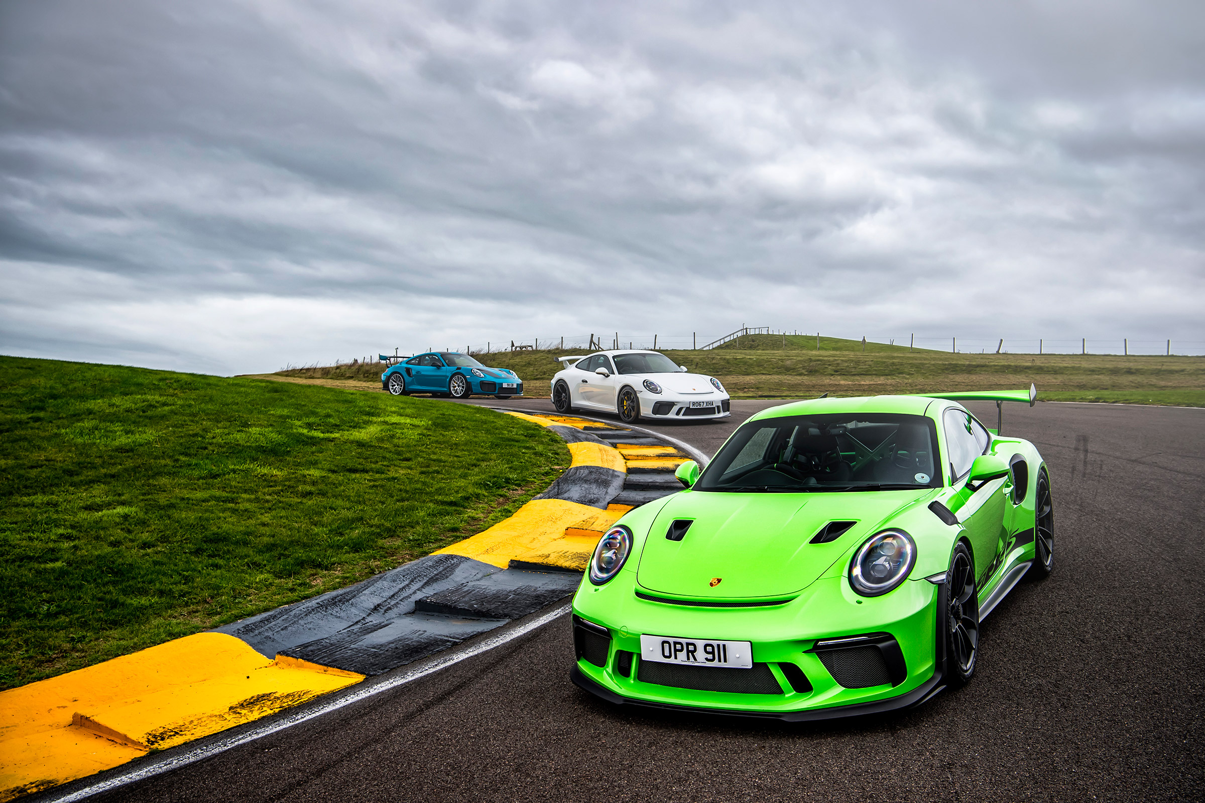 Porsche 911 GTs - static