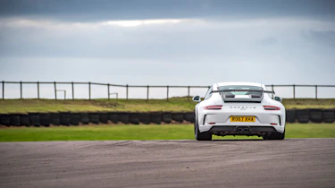 Porsche 911 GTs - sliding