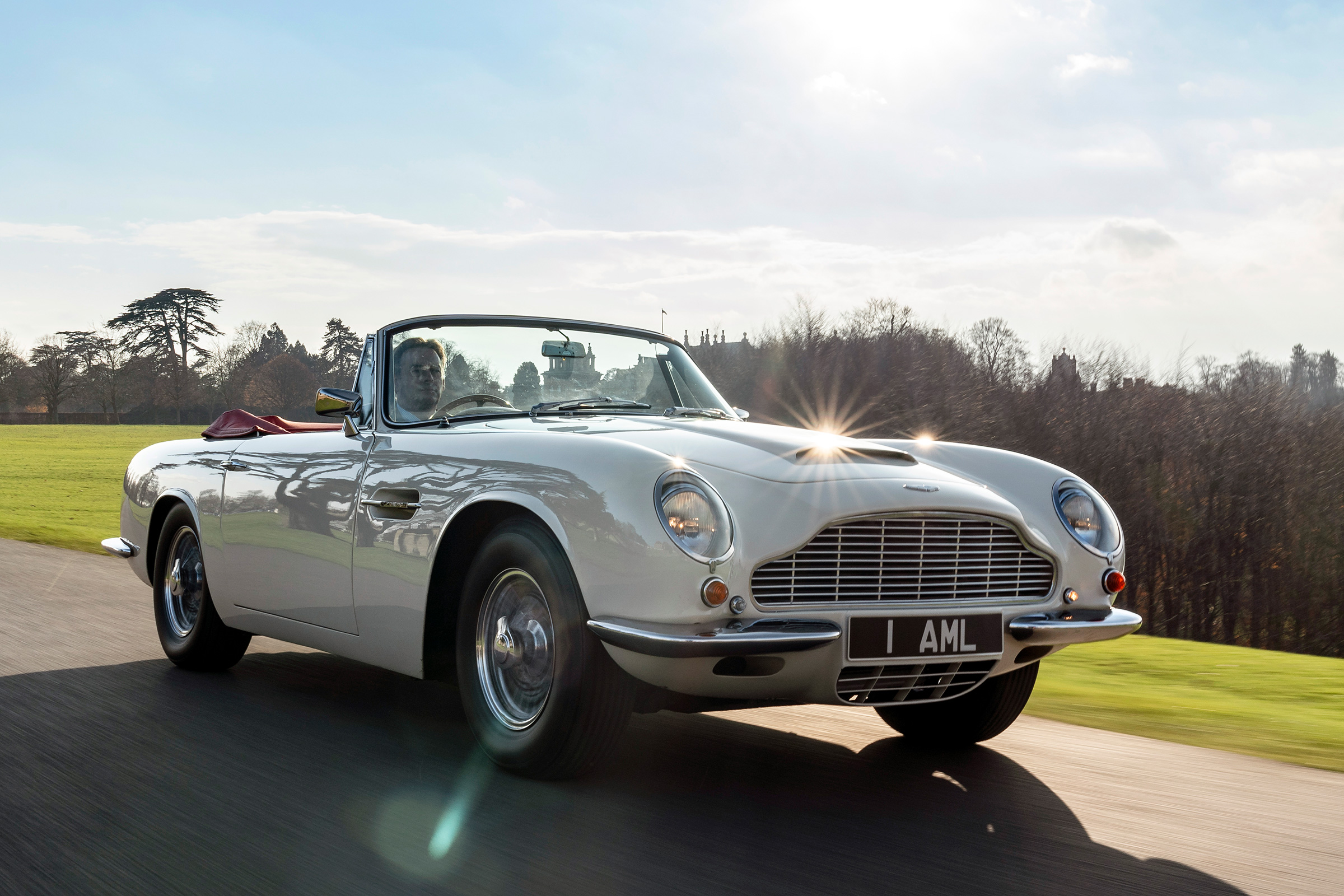 Aston Martin DB6 EV front