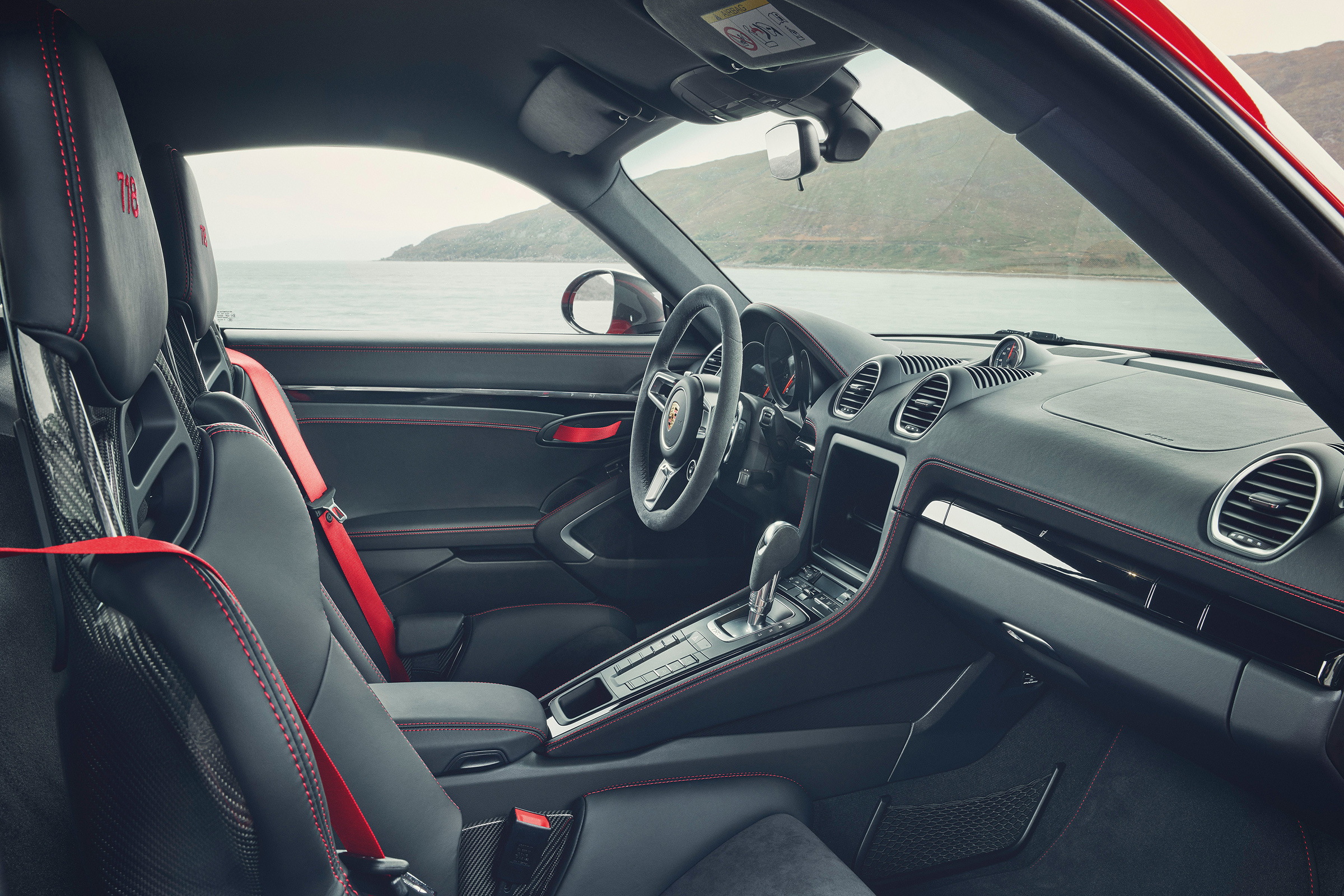 Porsche Cayman T interior