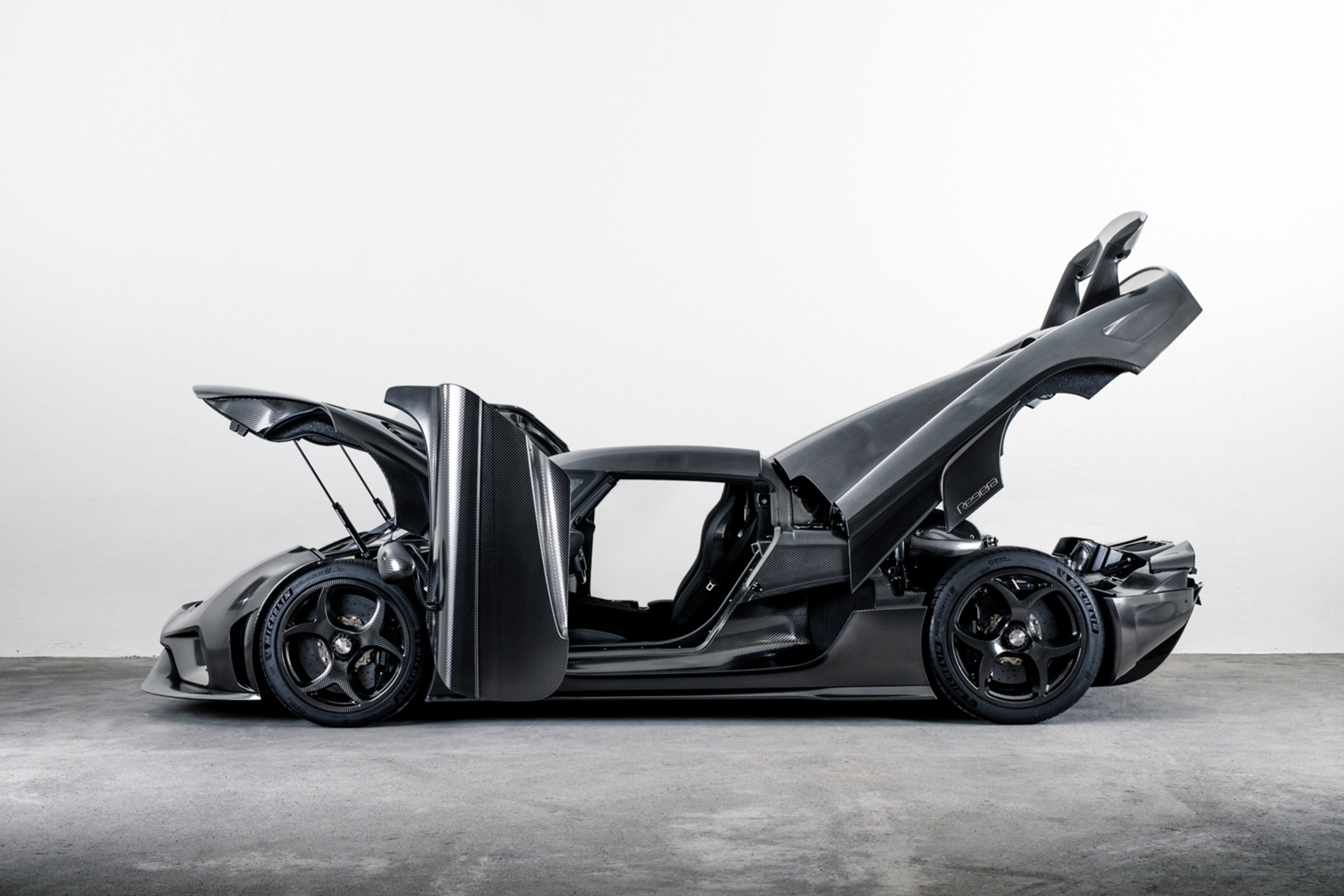 Koenigsegg Regera KNC - side