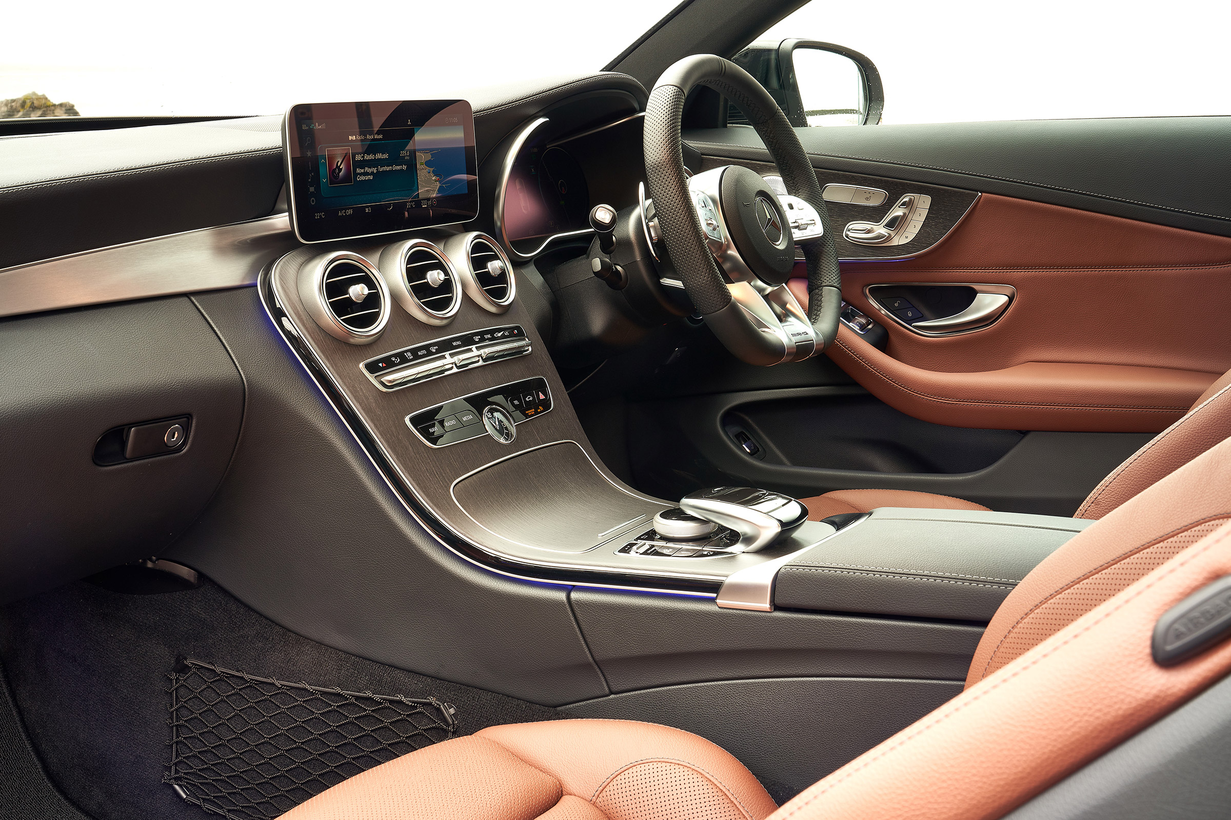 Mercedes-AMG C43 Coupe 2018 review - interior