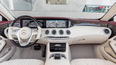 Mercedes-Benz S560 Cabriolet interior