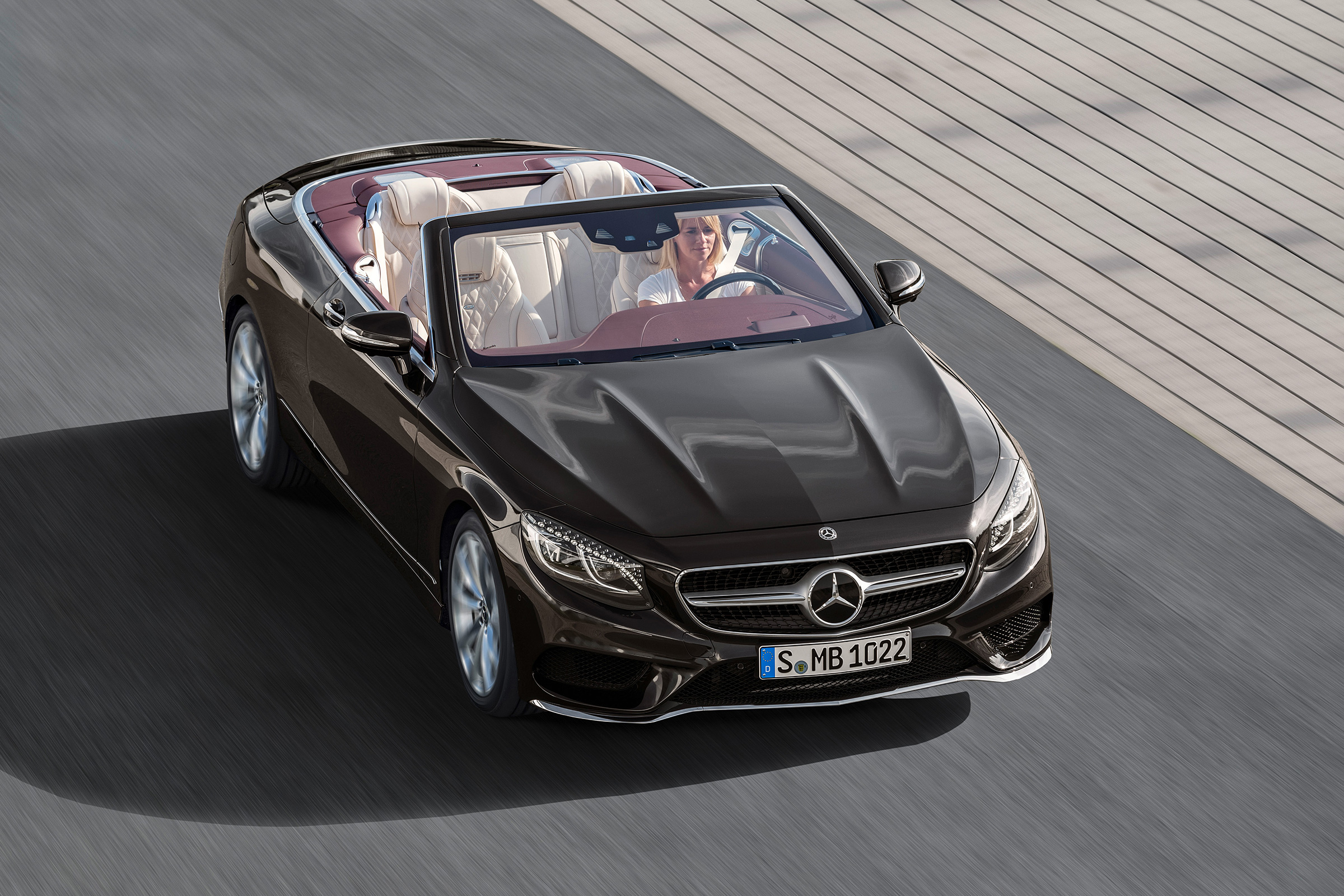 Mercedes-Benz S560 Cabriolet front