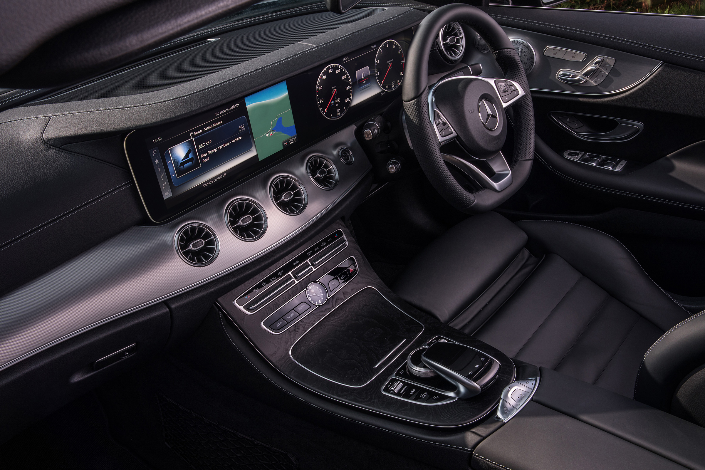 Mercedes-Benz E-class cabriolet interior