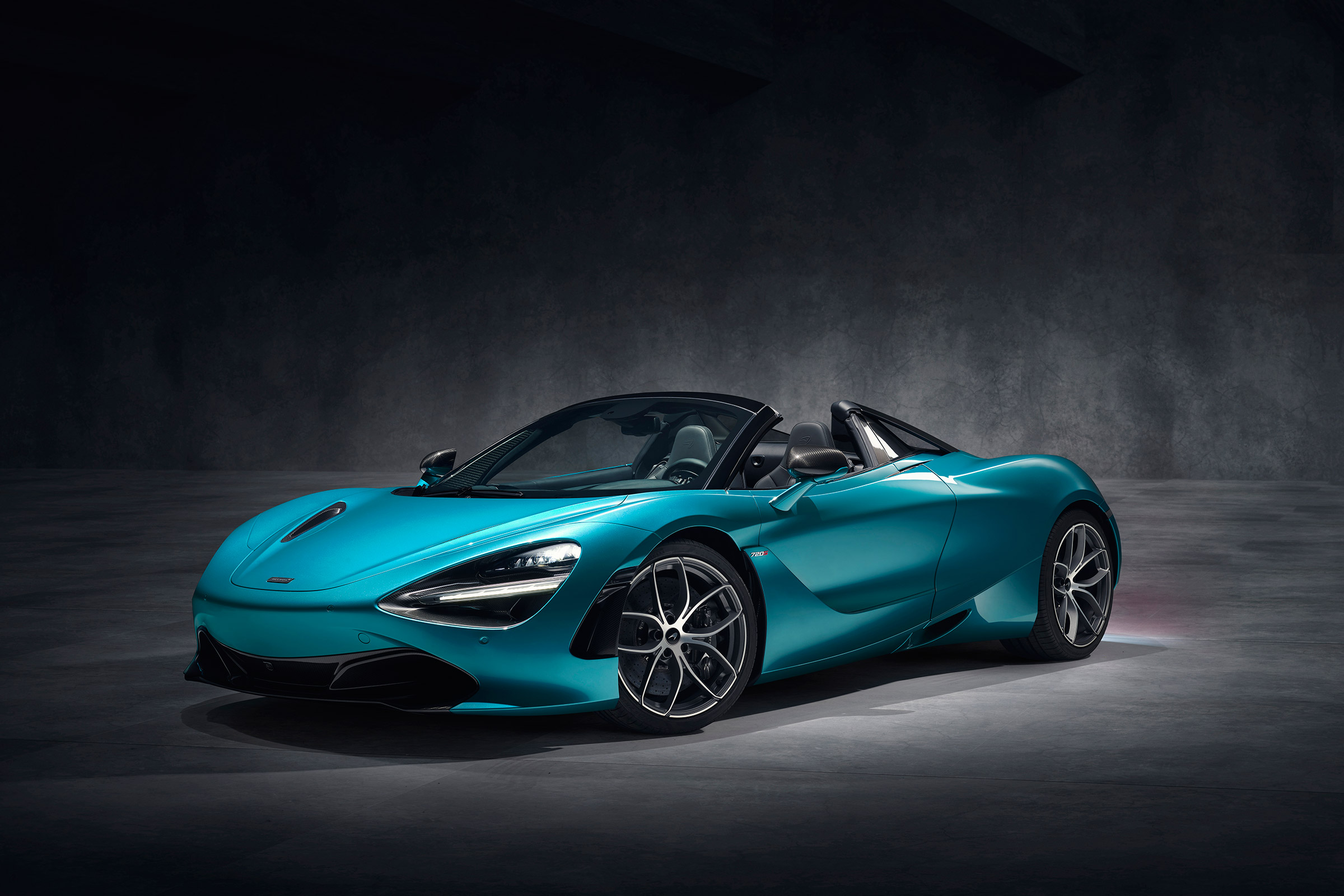 McLaren 720S Spider - front quarter