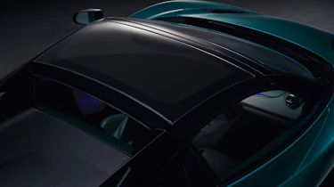 McLaren 720S Spider - roof