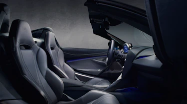 McLaren 720S Spider - roof