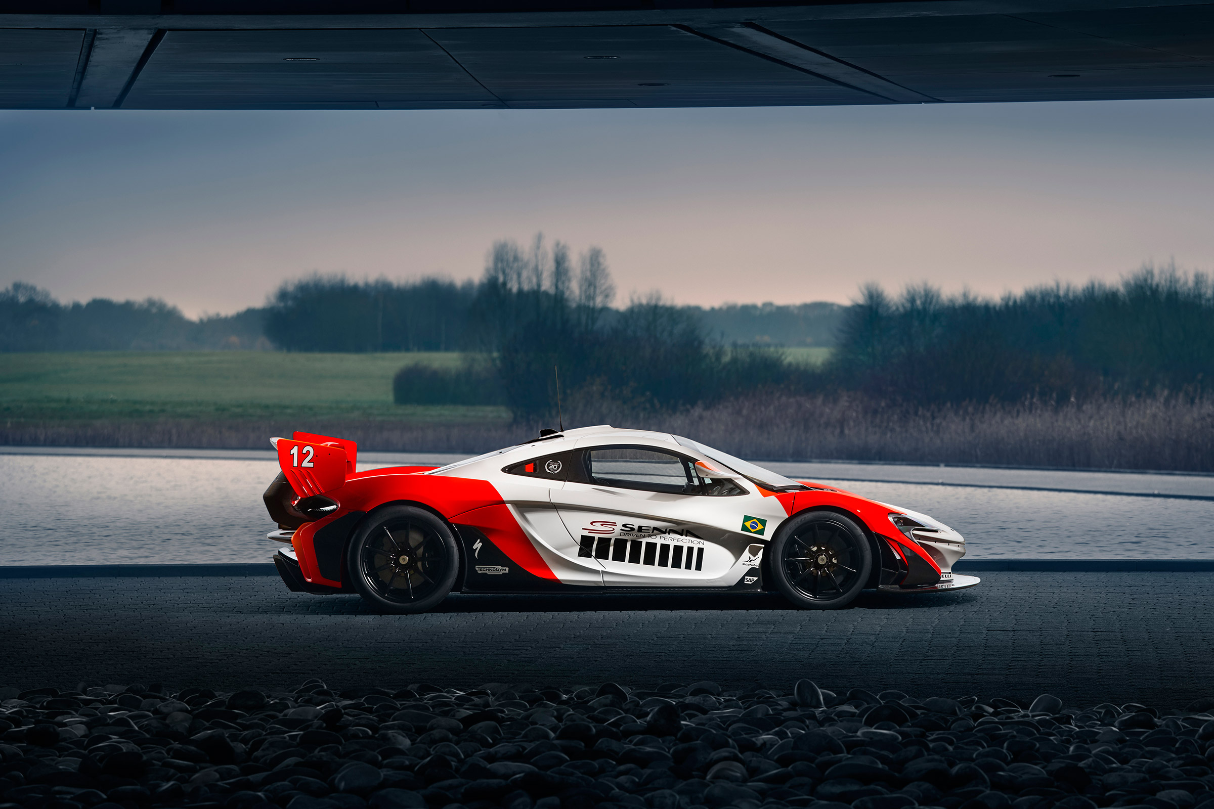 McLaren P1 GTR MSO - profile