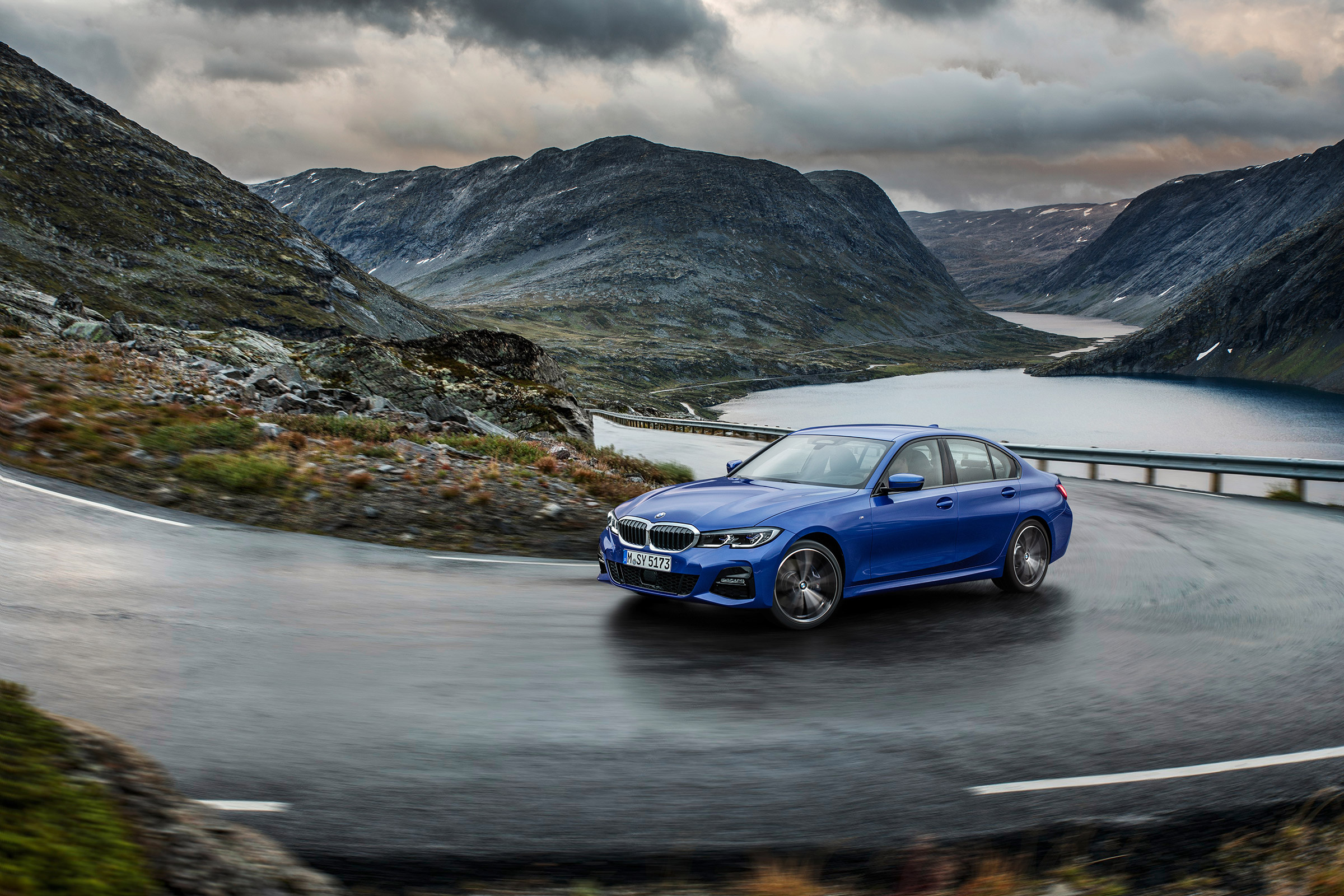 BMW 3-series review - side