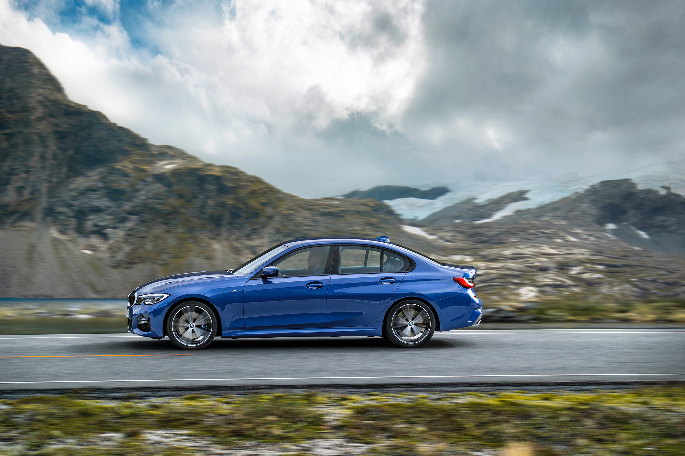 BMW 3-series review - profile