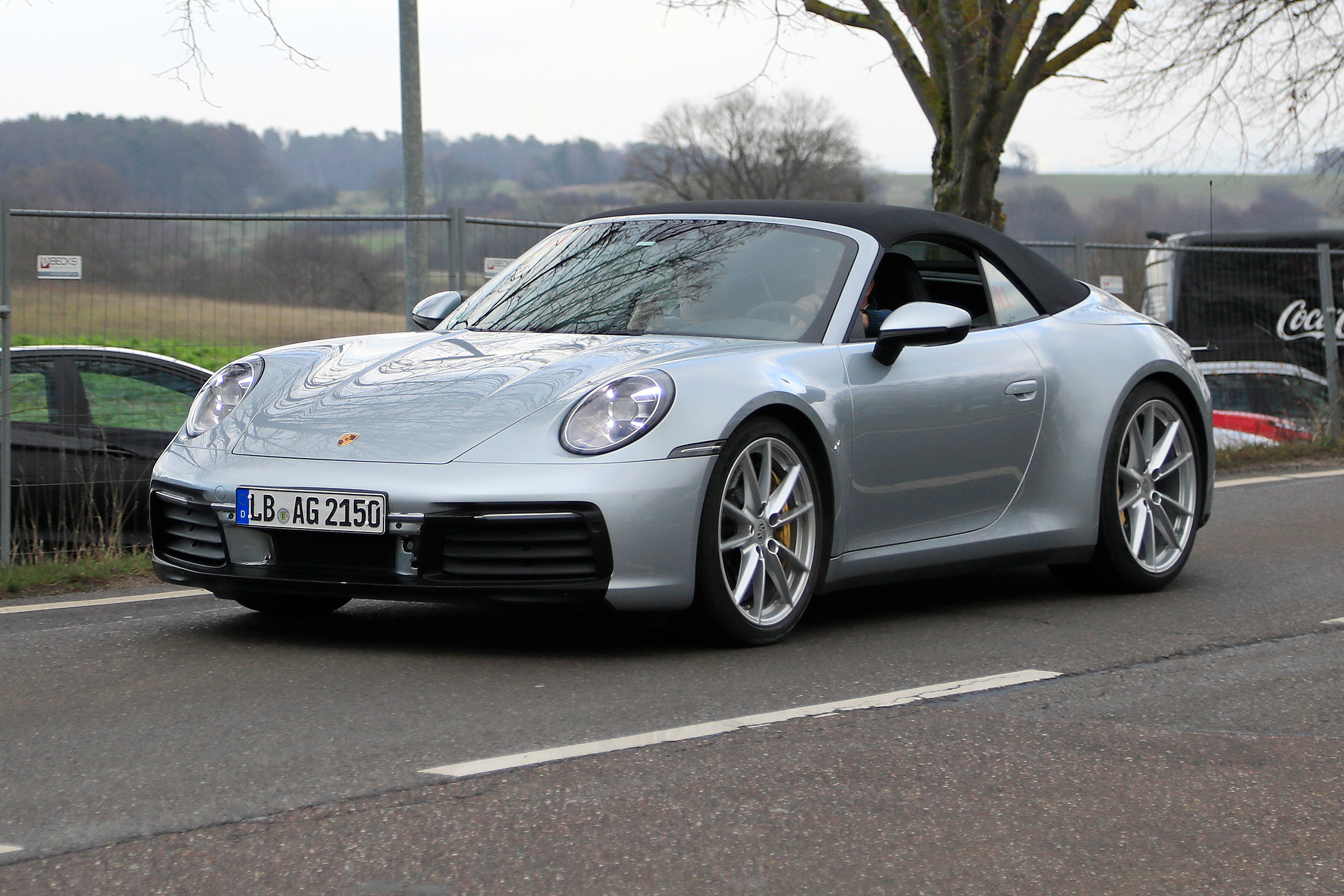 Porsche 911 Cabrio spy - front quarter