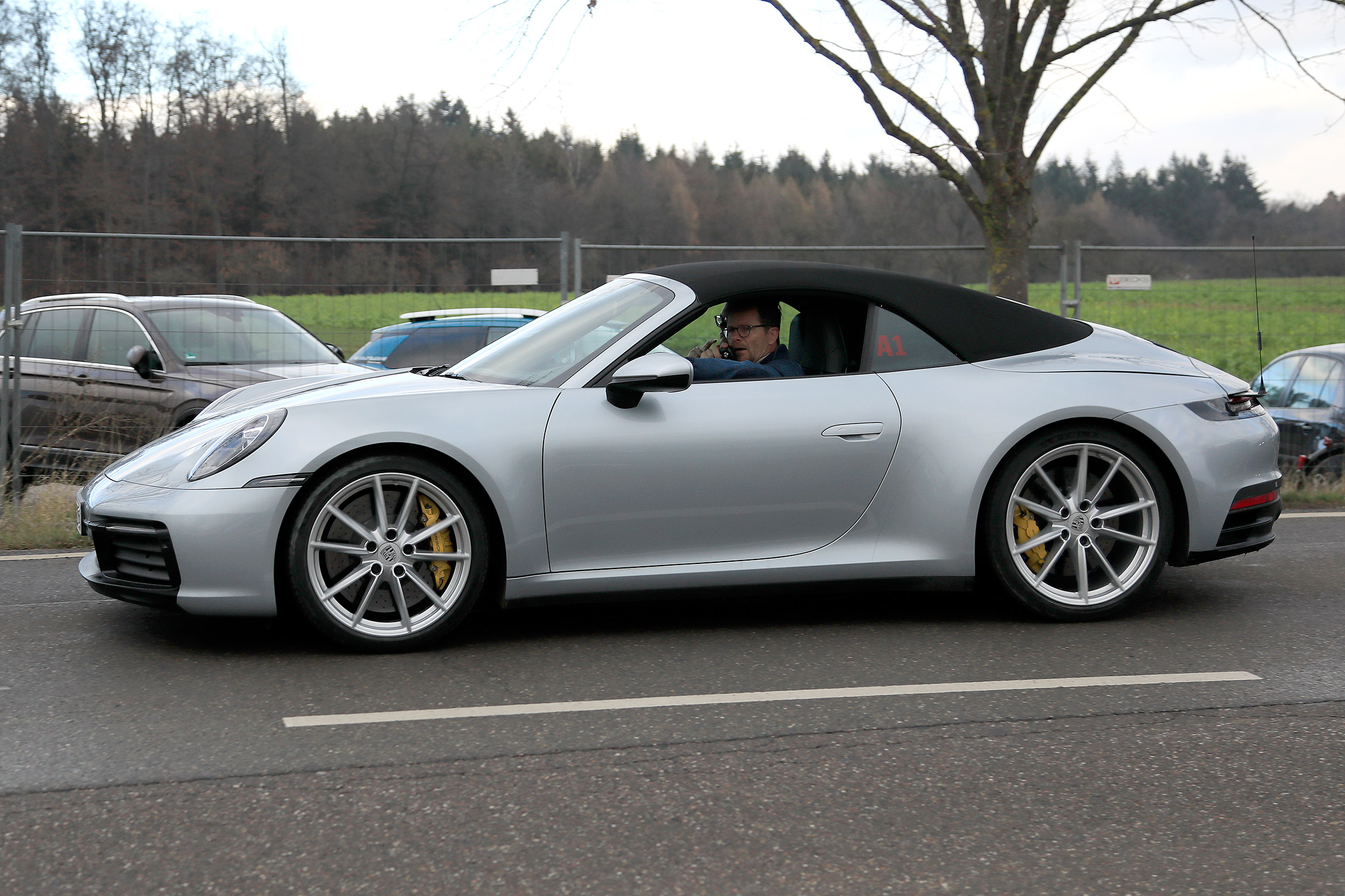 Porsche 911 Cabrio spy - side
