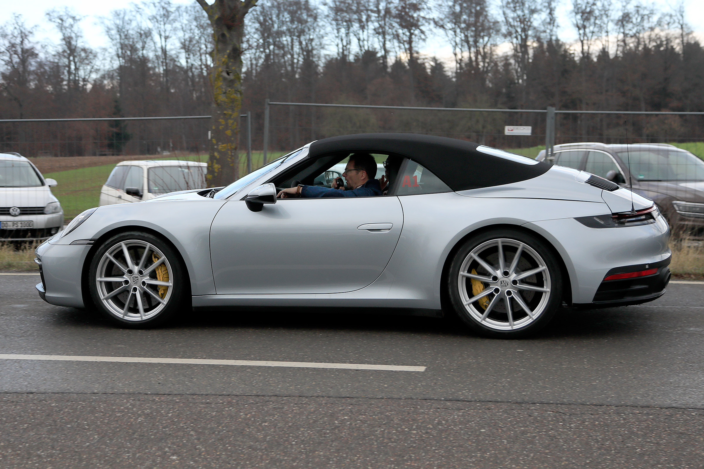 Porsche 911 Cabrio spy - side
