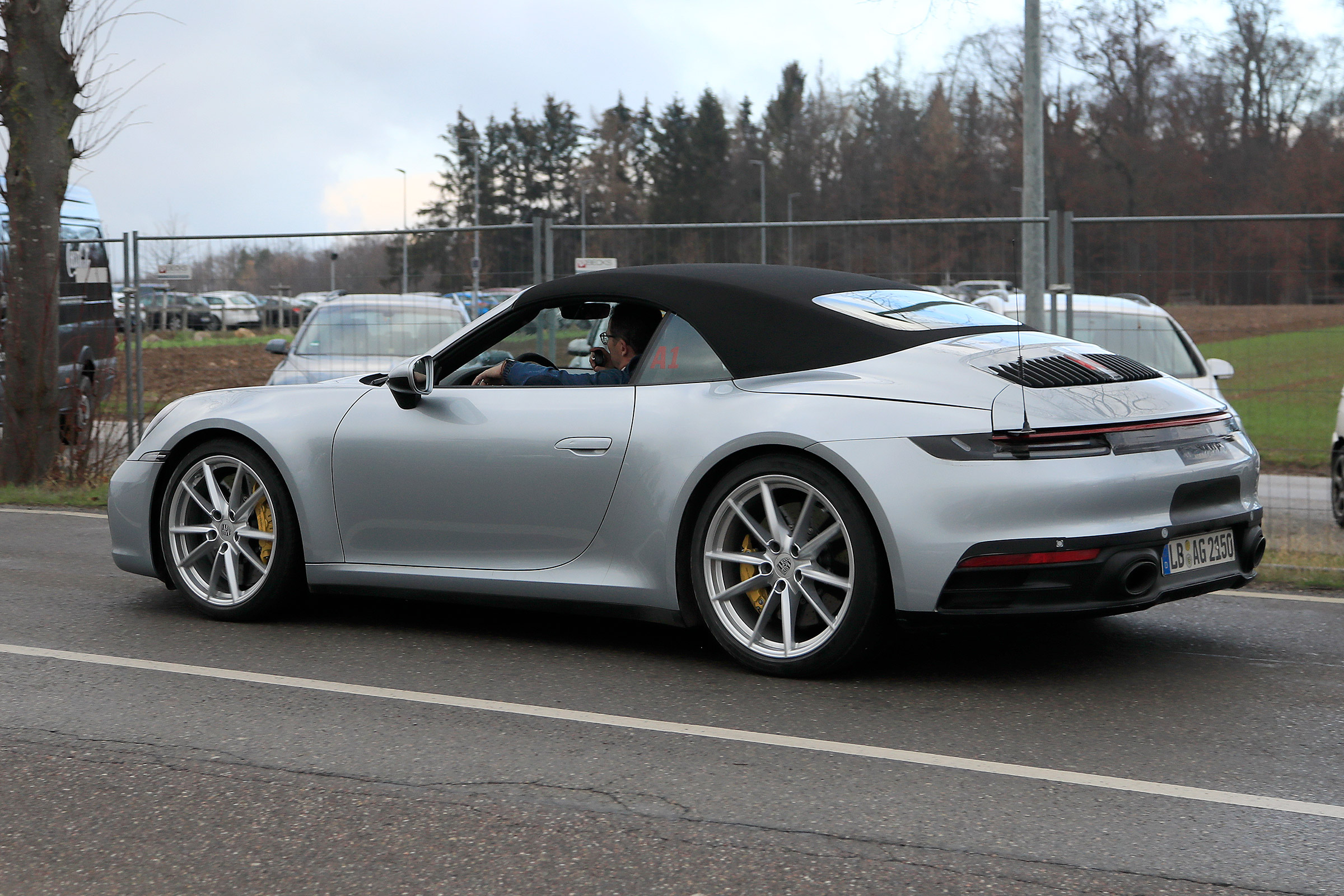 Porsche 911 Cabrio spy - rear quarter