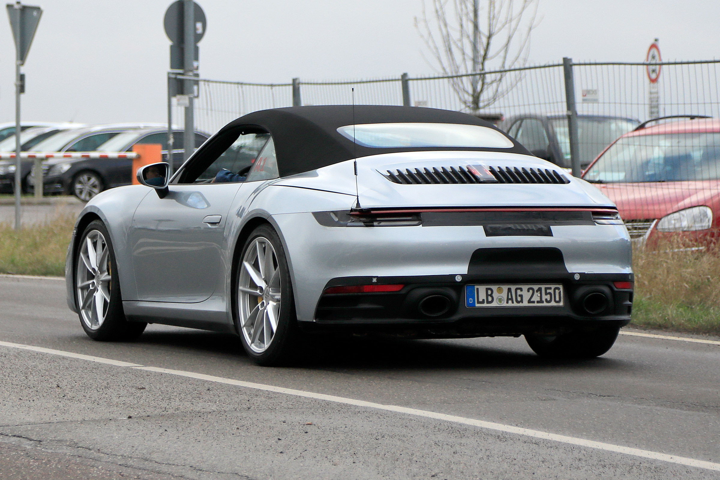 Porsche 911 Cabrio spy - rear