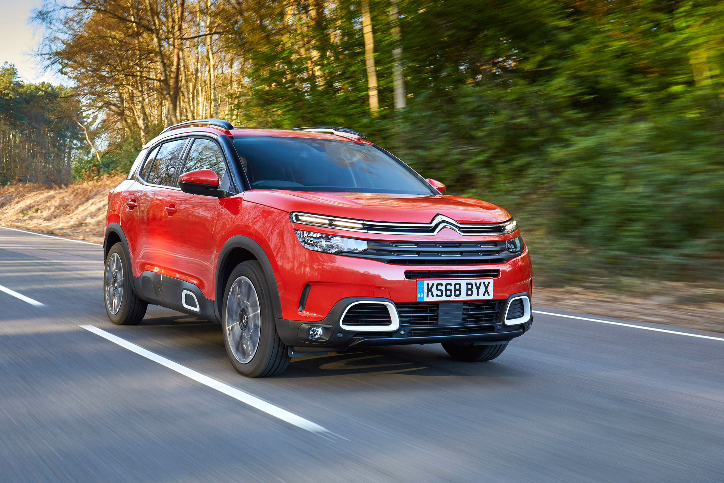 Citroen C5 Aircross - front quarter orange